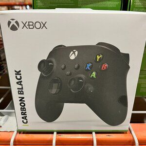 XBOX WIRELESS CONTROLLER - CARBON BLACK